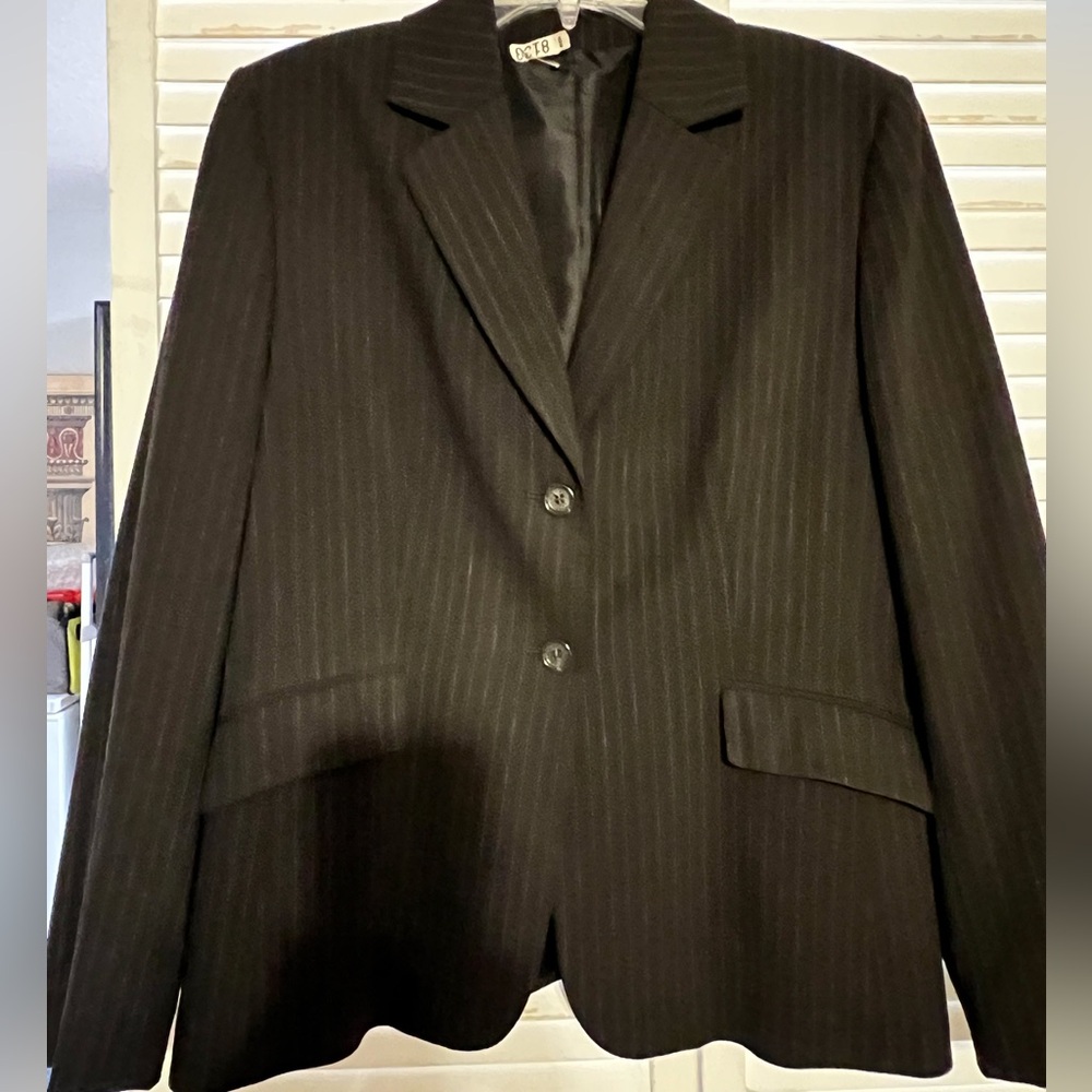 Dillards Women's Chocolate Brown Blazer  Pinstripe with faint pinstripe pink